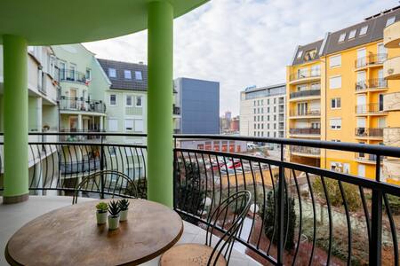 SOLIDNE APARTAMENTY  - 3